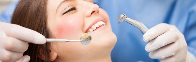 Cosmetic Dentist